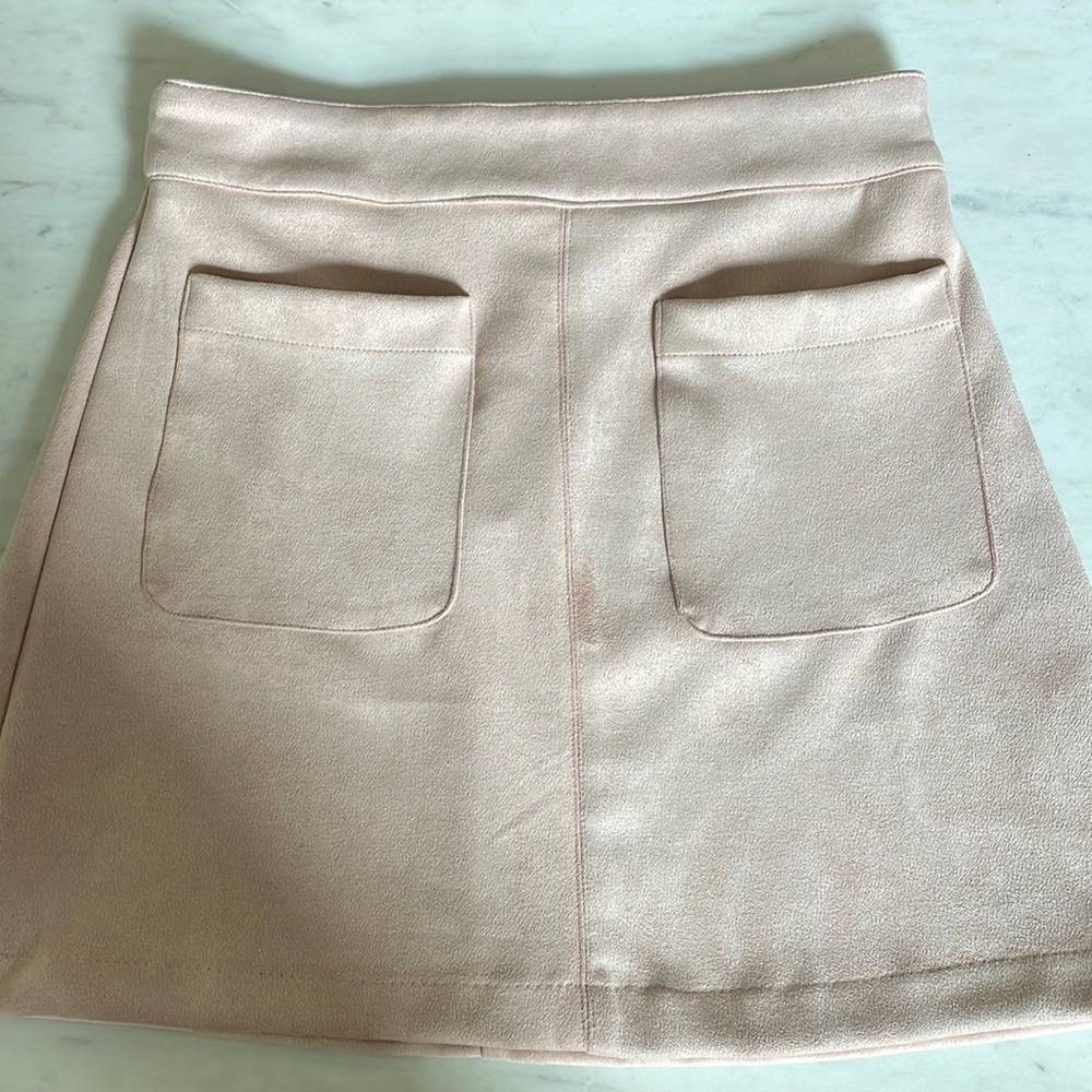House of three skirts